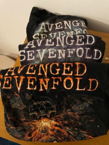 Lot of 3 Avenged Sevenfold The Stage 2018 Tour T Shirts Medium Astronaut etc - Zdjęcie 1 z 9