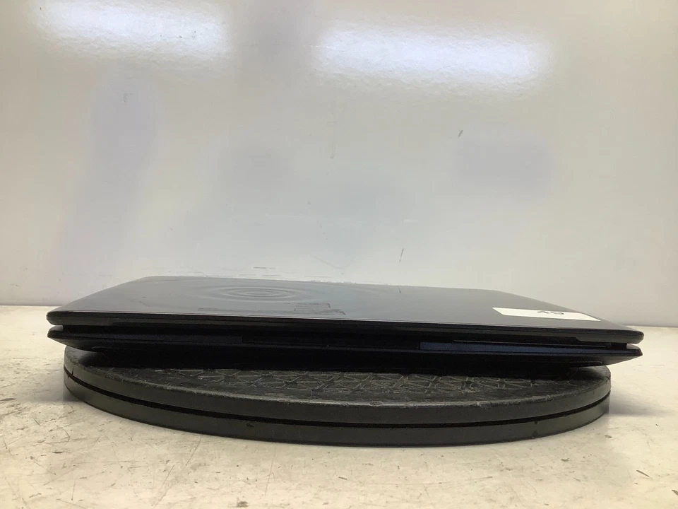 Acer Aspire One 722 AMD C-60 1000MHz 2 GB NO HDD/Battery - Image 3 of 4