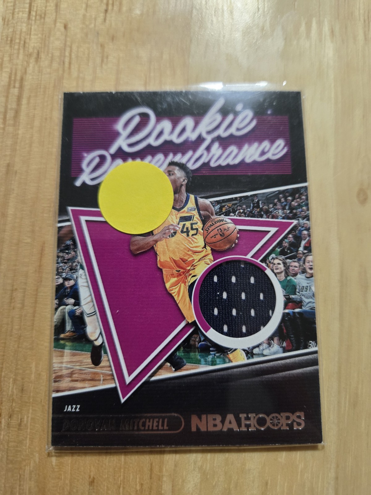 2021-22 Panini NBA Hoops - Rookie Remembrance Donovan Mitchell #RR-DMI (MEM)