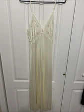 val mode nightgown Medium 