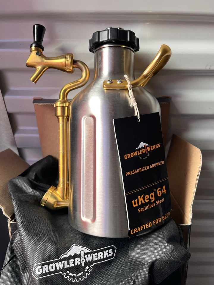 GrowlerWerks uKeg Pressurized Growler 64 oz StainlessSteel Tap Dispenser NEW MLS - Image 2 of 4