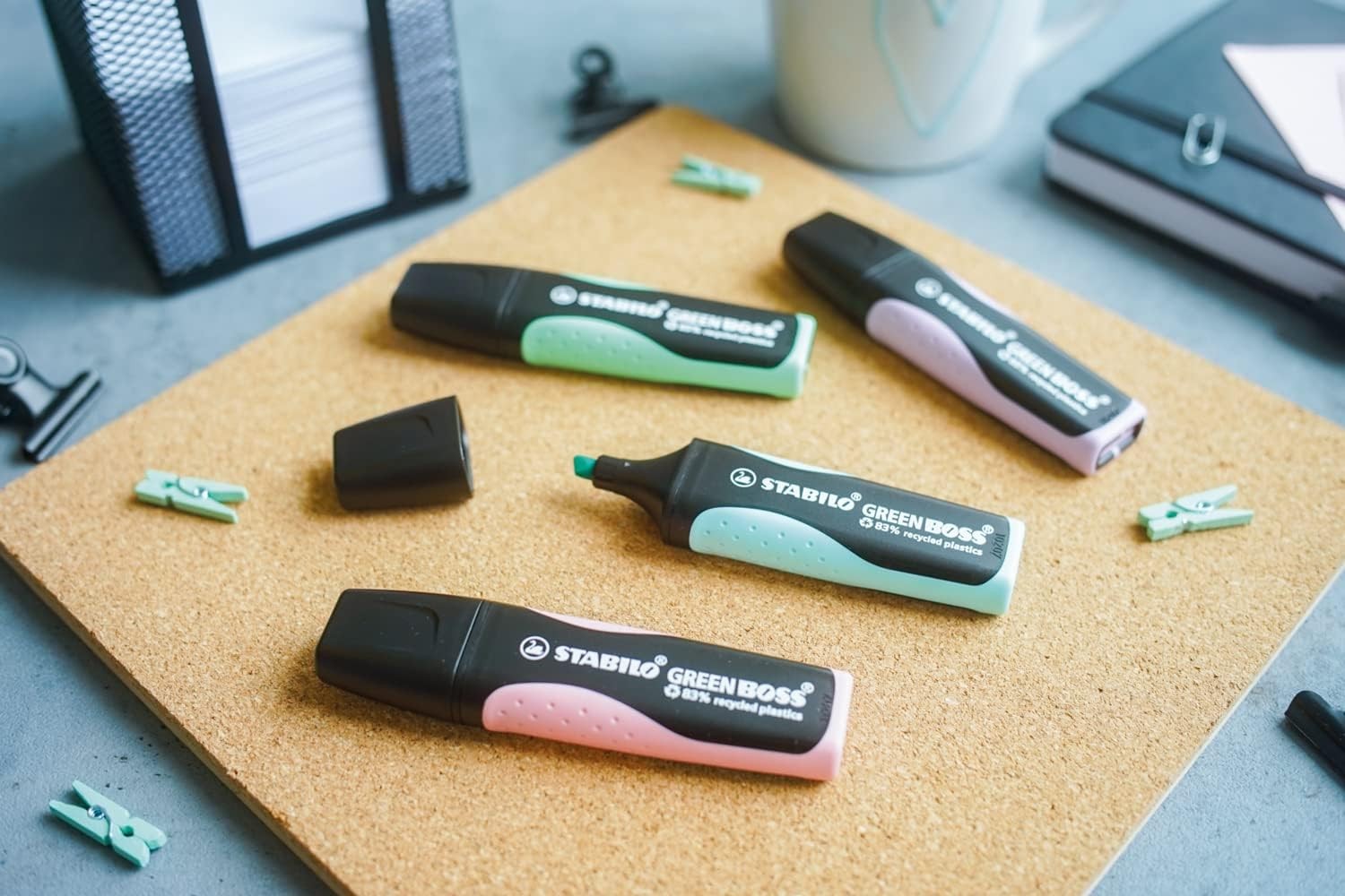Eco-Friendly Highlighter - STABILO GREEN BOSS Pastel - Deskset of 8 - Assorted C