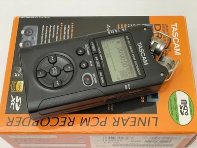 TASCAM DR-40 | 4-Track Digital Audio Linear PCM Recorder - Image 1 of 4