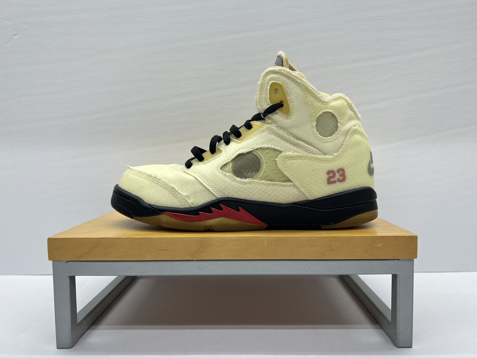 OFF WHITE X NIKE SOLO SCARPA SINISTRA NIKE SP x Off bianca Air Jordan 5 V retrò PS 3Y