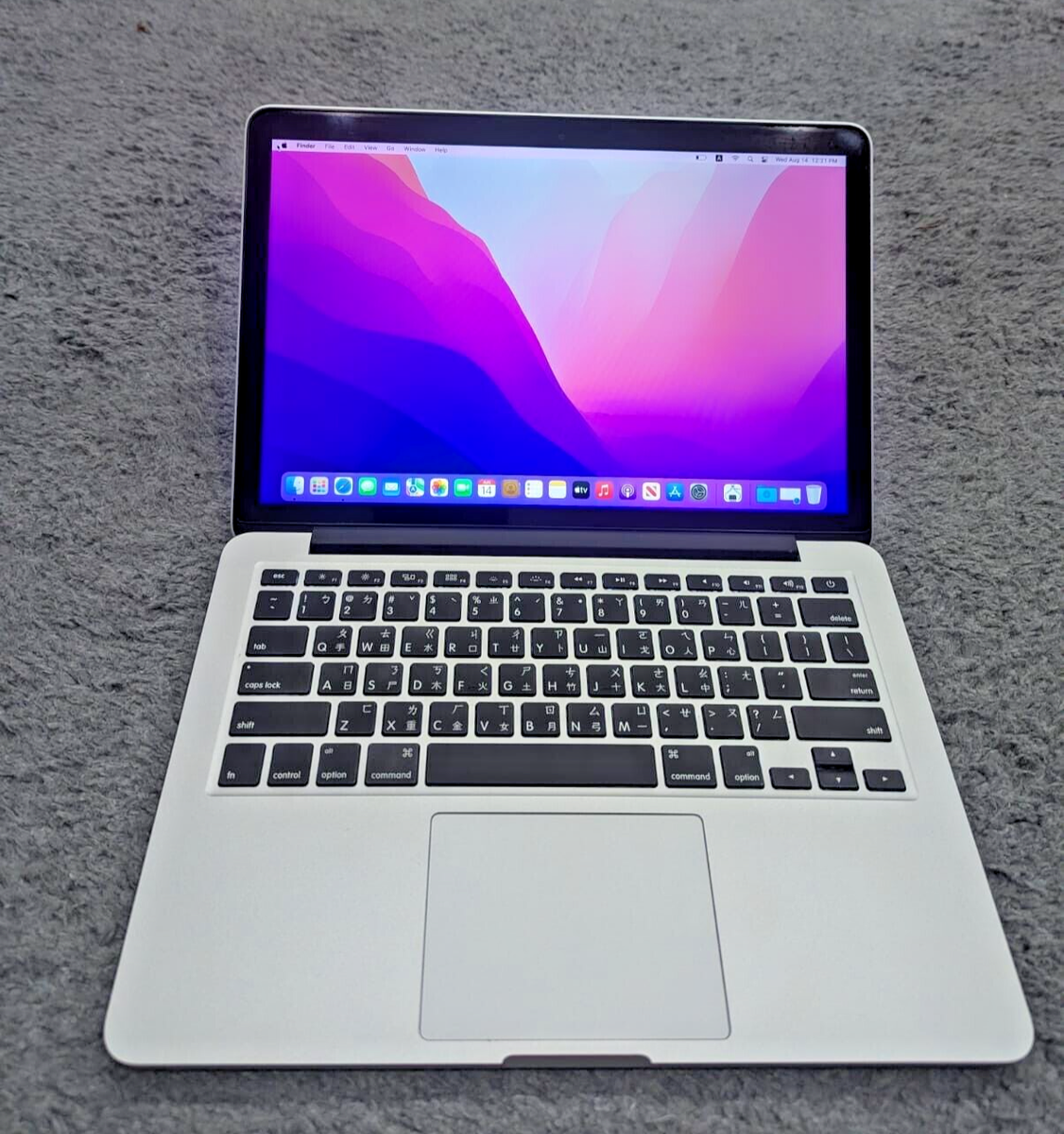 Apple MacBook Pro 13-inch RETINA Early 2015, i5 GHz 8GB RAM 128 GB