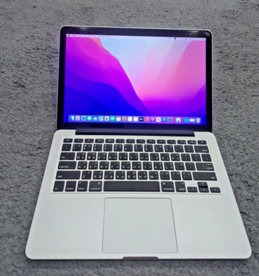 Apple MacBook Pro 13-inch RETINA Early 2015, i5 GHz 8GB RAM 128 GB