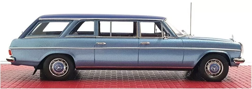 Mercedes W114 Lwb Crayford Estate 1971 Blu Matrix Mx51302-212 1:43 Benz 408 Pcs - Immagine 3 di 4