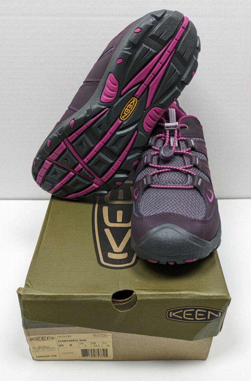 NUOVE scarpe da trekking Keen Oakridge Low Youth taglia 6 bambino grande prugna viola vino Keens nuove con scatola