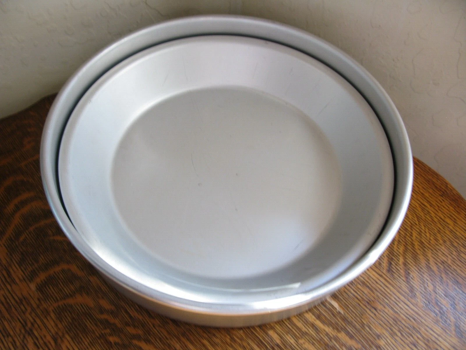 Vintage Kitchen Bakeware Magic Line Cake Pan 10x2, Mirro Pie Plate 9x1 1/4 USA
