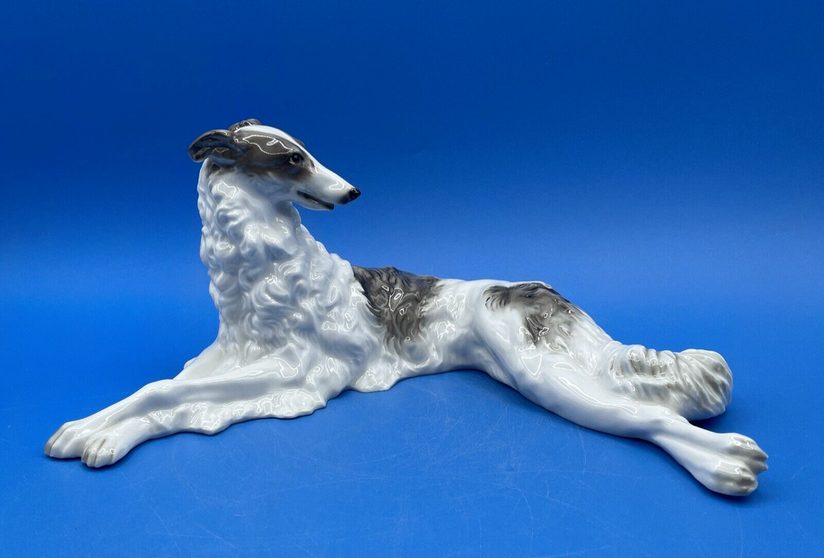 HUTSCHENREUTHER GERMANY LARGE PORCELAIN FIGURINE OF A RECLINING