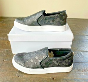 steve madden black gills