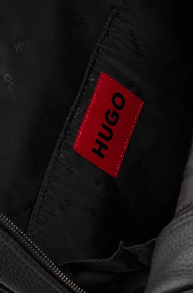 HUGO BOSS 粒面仿皮革背包,带堆叠徽标饰边 50523511 — 第 4/4 张图片