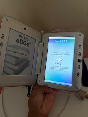 EnTourage Pocket eDGe Red Dual Screen Tablet NEW, OPEN BOX