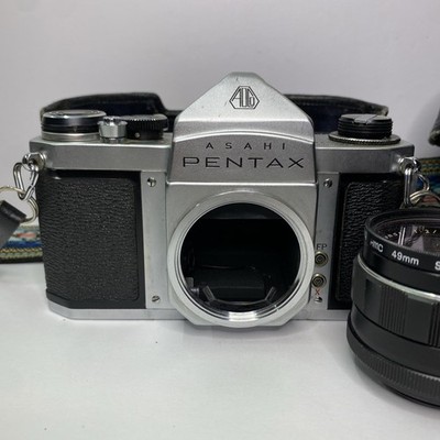 Asahi Pentax S1a 35mm SLR Camera w/ 55mm F2 Super-Takumar Lens  + Case and Strap