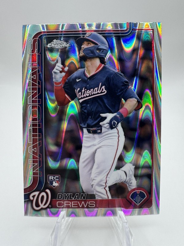 2025 Topps Chrome Dylan Crews RC Raywave Refractor #146 Rookie