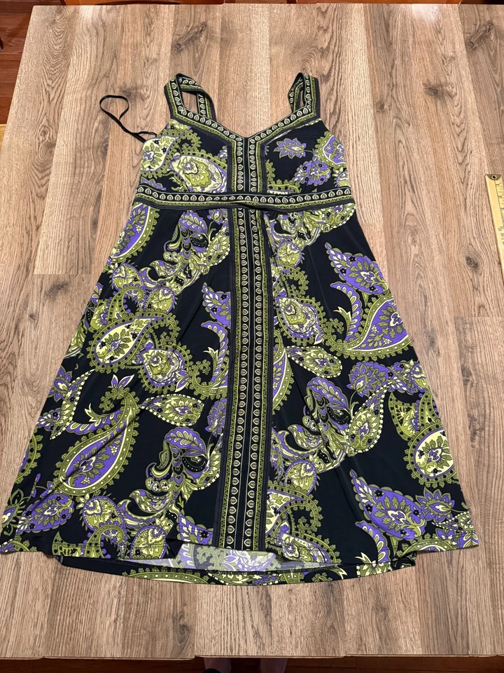 APT. Vestido 9, para mujer talla mediana, negro verde púrpura, cachemira, floral, funda Foto 2 de 4