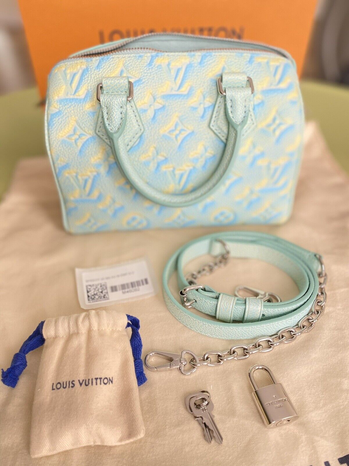 tiffany blue louis vuitton