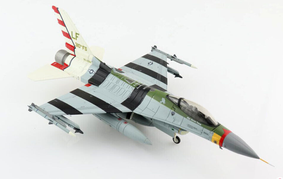 HA38013 1/72 F-16C Fighting Falcon Passionate Patsy USAF 310 FS 80th Anniversary