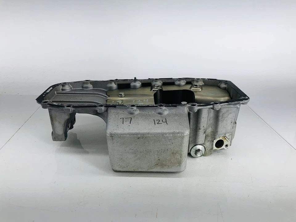 17-19 菲亚特 124 SPIDER 1.4L L4 燃气发动机机油盘储罐原始设备制造商 — 第 3/4 张图片