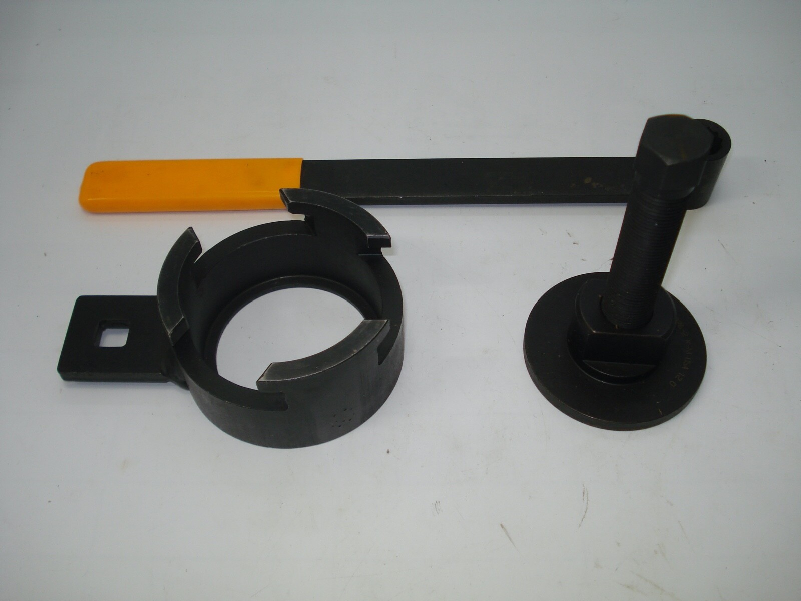 Kent-Moore J-44226 Crankshaft Balancer Remover Front Hub Holder  