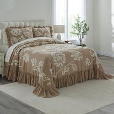 BrylaneHome Garden Ruffle Bedspread Set