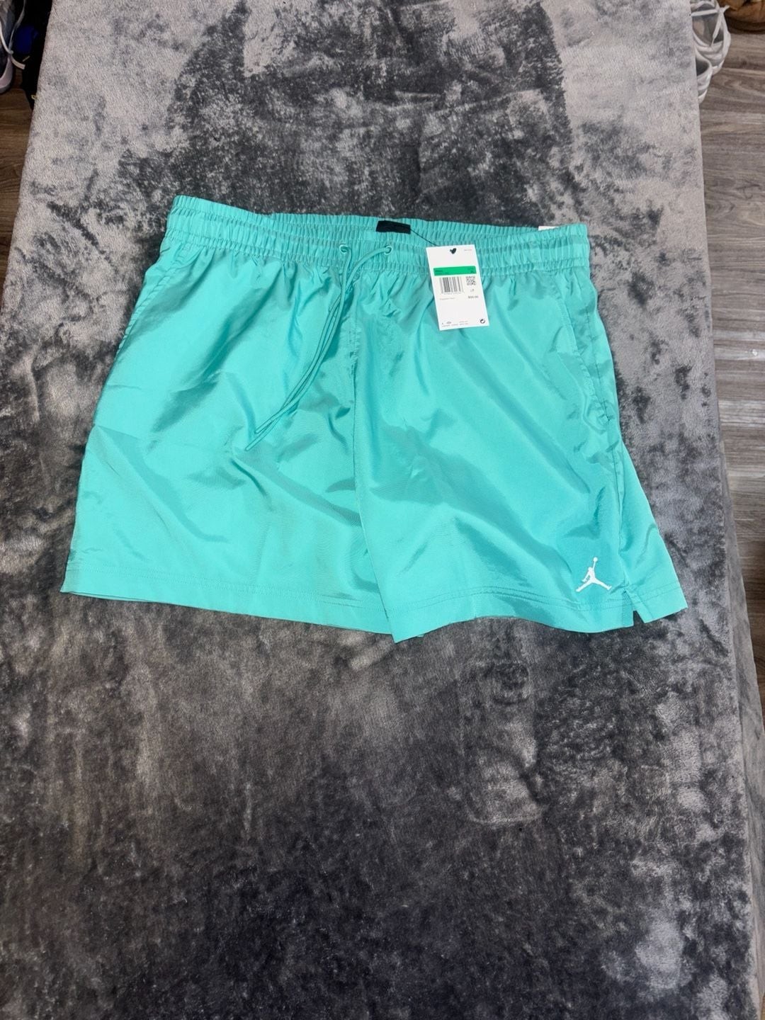 Jordan Men's Essentials Woven Poolside Shorts - Teal