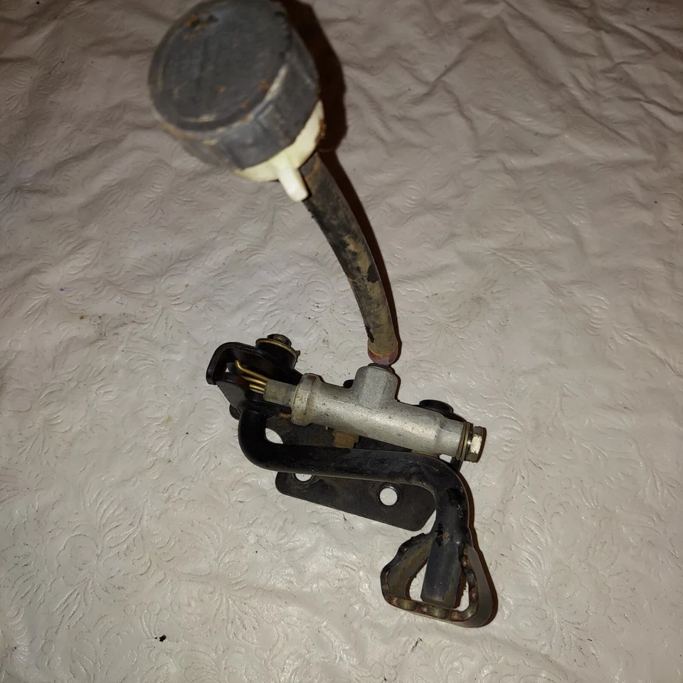 PALANCA DE FRENO CILINDRO MAESTRO TRASERO POLARIS Magnum 330 trailboss 330 Foto 2 de 3