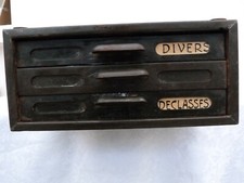 Ancien meuble industriel