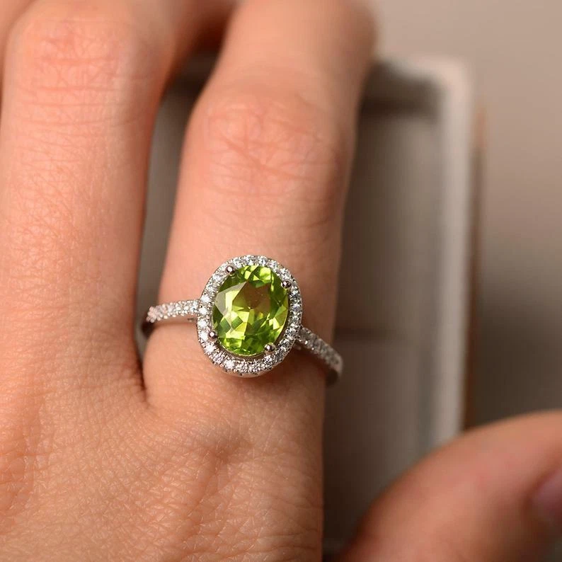 2.25Ct Oval Cut Simulated Green Peridot Engagement Gift Ring 14K White Gold Over - Image 4 of 4