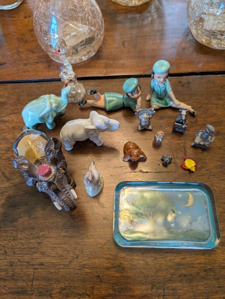 Figurines Lot