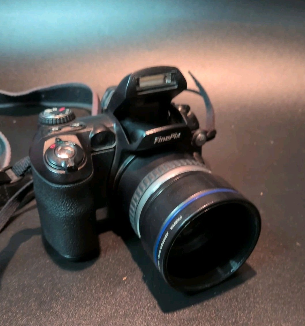 Fujifilm FinePix S Series S5000 3.1MP Digital Camera - Black | eBay