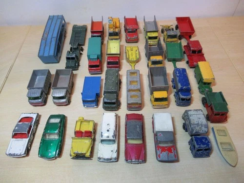 MATCHBOX LESNEY 1-75 JOB LOT OF REQULAR WHEELS DIECAST TRUCKS & CARS