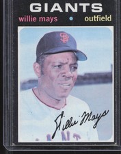 Vintage Willie Mays Baseball Card Timeline: 1951-1974 137