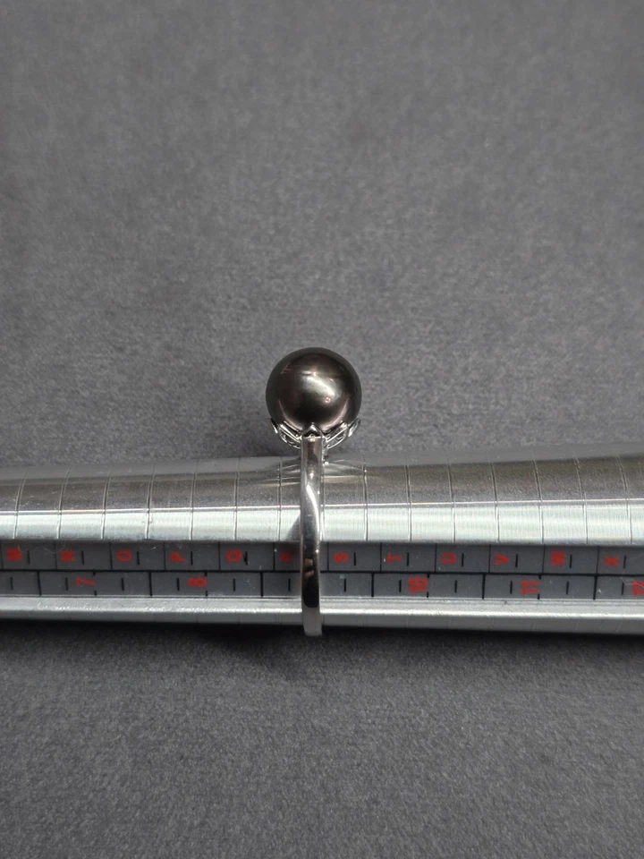 Genuine Black Pearl On 925 Silver Ring Size 9 - Image 2 of 3