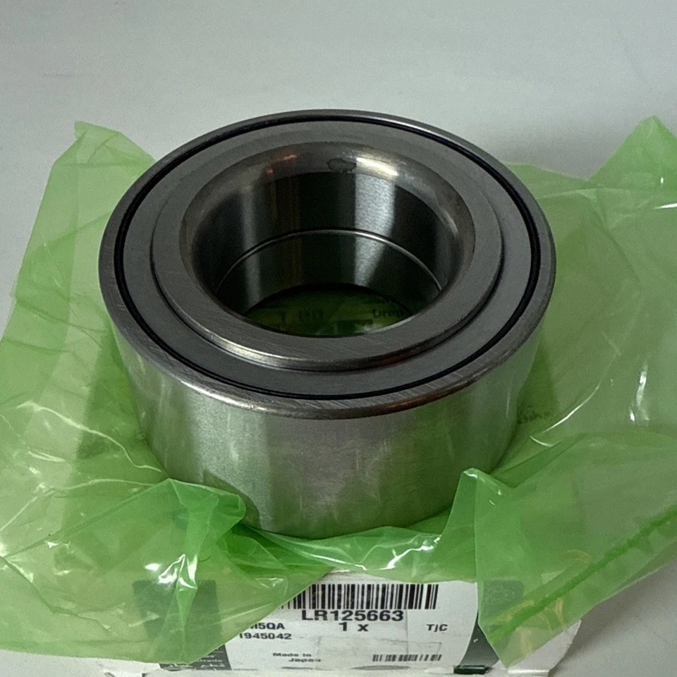RUEDA TRASERA LAND ROVER BEARNING RH = LH EVOQUE LR125663 OEM Foto 2 de 4