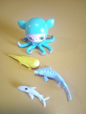 Octonauts Above and Beyond Professor Inkling 2'' Figure + Accesories 