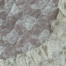VINTAGE USA Floral Lace Overlay Twin Comforte...