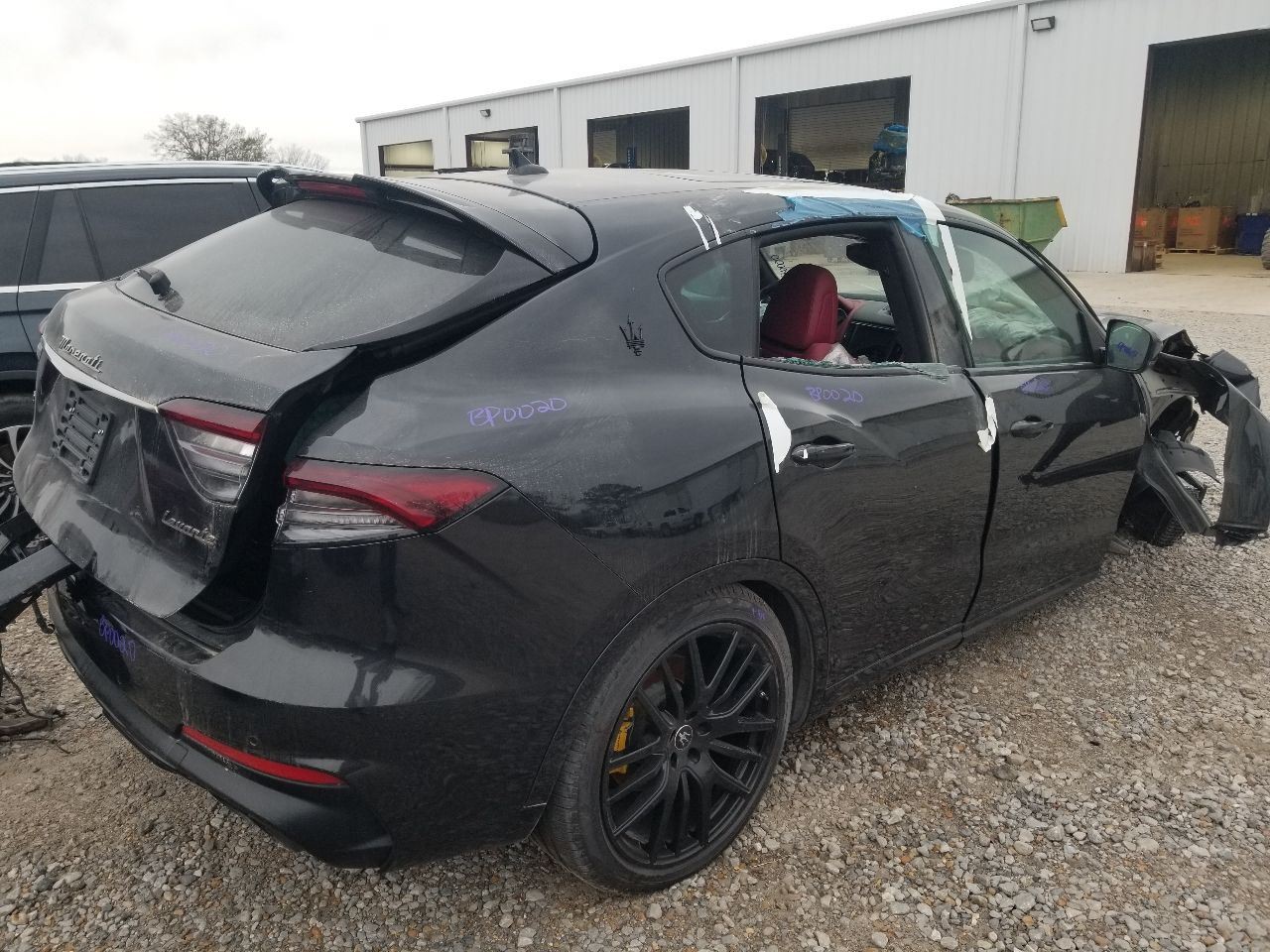 22 2022 MASERATI LEVANTE OEM PASSENGER RIGHT REAR DOOR BLACK - WITHOUT GLASS