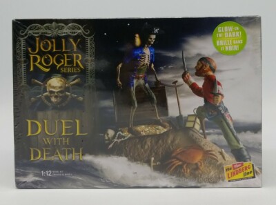 Lindberg Jolly Roger Series Duel w/ Death 1:12 Glow Dark Model Diorama Kit - NEW
