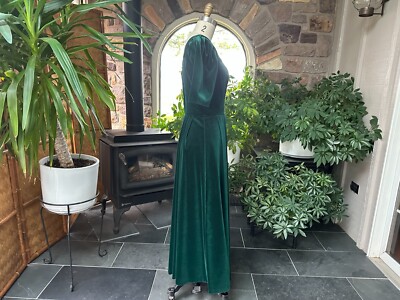 アンティークベルベットドレス　Laura Ashley Vintage 1990s Laura Ashley Dark Green Velvet Formal Special