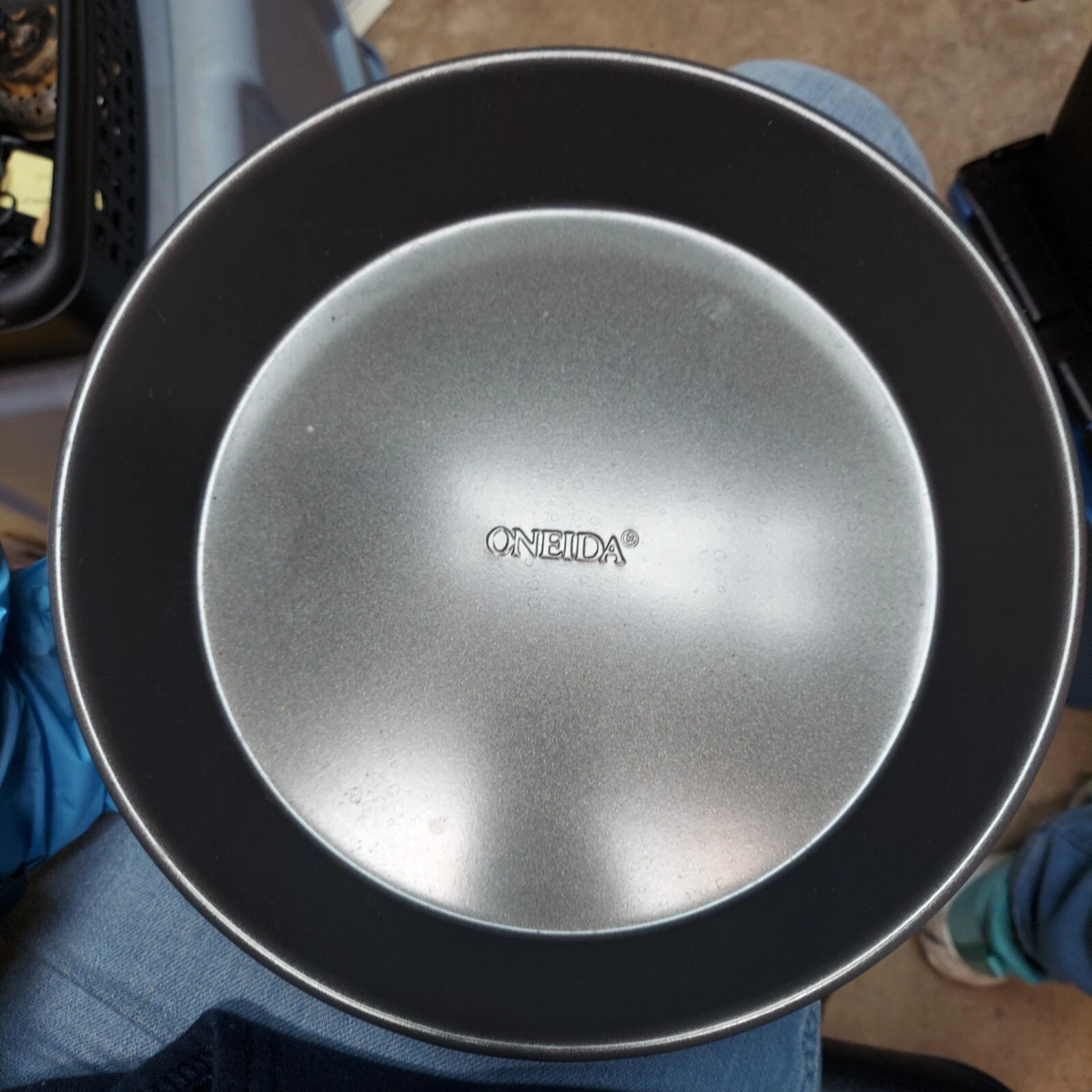 Oneida 9.5 Inch Round Deep Cake Baking Pans Pair
Opens in a new window or tab