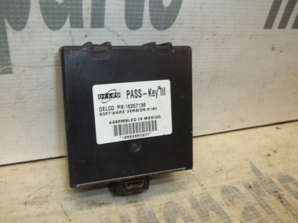 1998 - 2004 年凯迪拉克塞维利亚防盗通行证钥匙锁模块 16257136 原始设备制造商 — 第 2/4 张图片