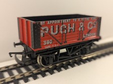 Hornby R010 OO Gauge Pugh & Co Coal Wagon