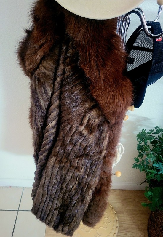 Women’s Brown Solid Fur Coat with Fur Trim, Lined, Regular Size Type