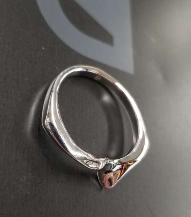 Defender Ring Wave Ring sz 9 - image 3