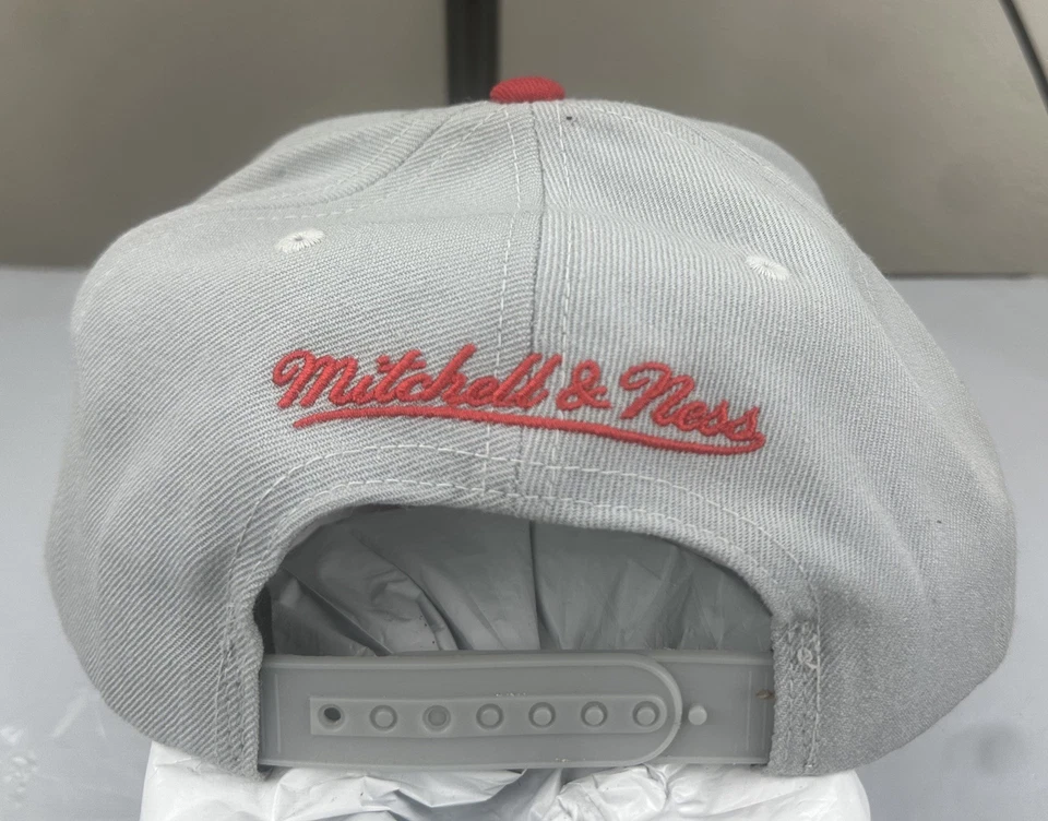 De Colección Mitchell & Ness Chicago Blackhawks Gris/Rojo Ajustable Snapback Sombrero Unisex Foto 4 de 4