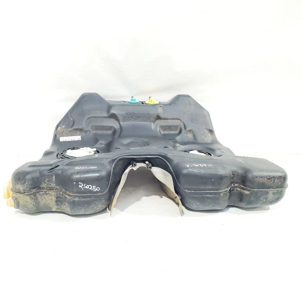 2012 2013 Chevrolet Caprice OEM Fuel Tank With Pump 19 Gallon  - Image 4 of 4