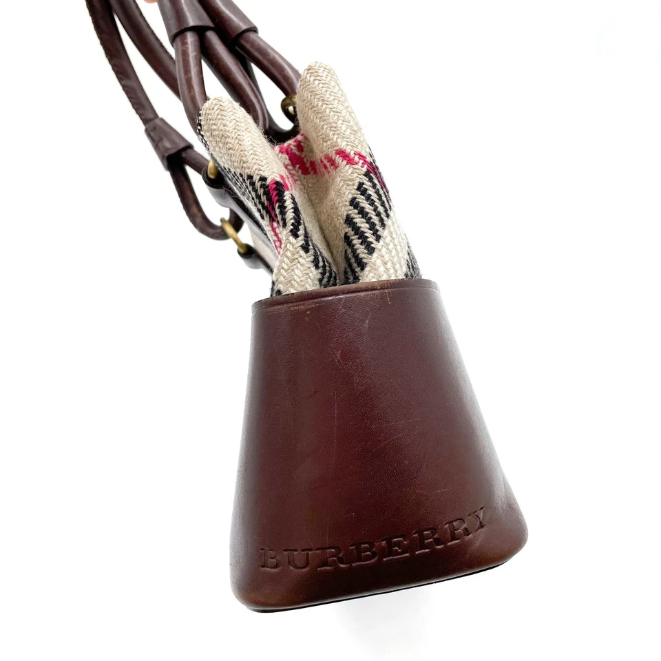 Bolso Cartera Burberry Nova Check Beige Marrón Lana Cuero Doble Asa Foto 2 de 4