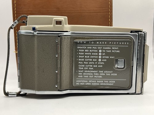 Kit de cámara terrestre Polaroid Electric Eye J33 con estuche de cuero y rollo de película B/N 3000 velocidades - Imagen 4 de 24
