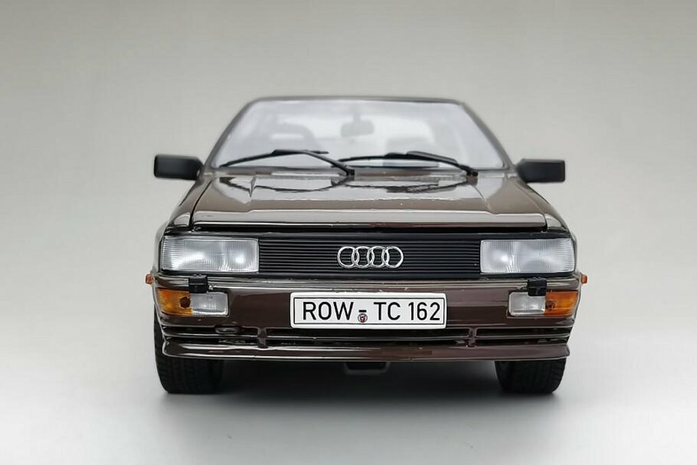 1983 AUDI QUATTRO COUPE 1/18 scale DIECAST CAR SUN STAR 4162